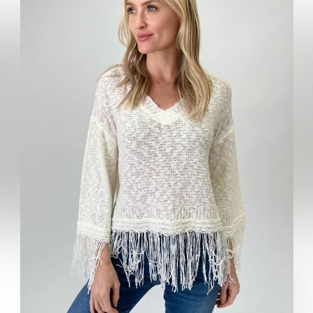 SIX / FIFTY crochet fringe top [ivory] open‎ Knit sweater size small New